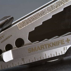 True Utility 6869 Smartknife + Çakı